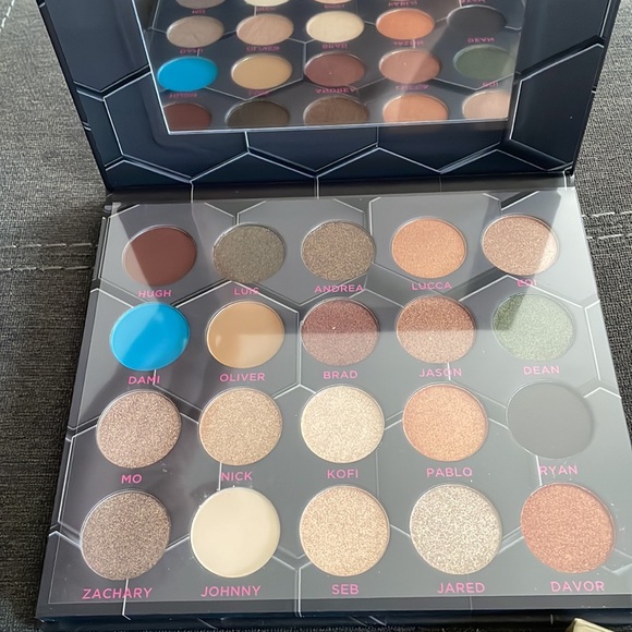 Eyeshadow bundle - Picture 3 of 4
